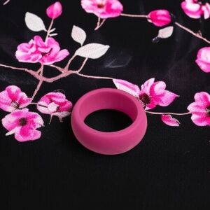 🍭5 for $20🍭 Hot Pink Silicon Ring CC B